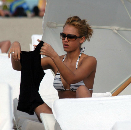 Jessica Alba photo 484