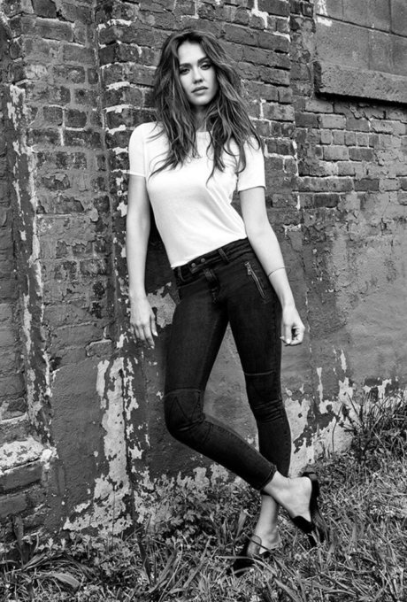 Jessica Alba photo 595