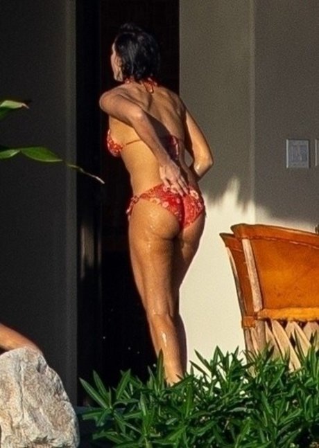 Jessica Alba photo 665