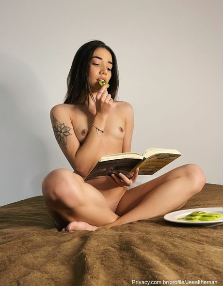 Jessica Altheman photo 29