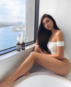 Jessica Green photo 195