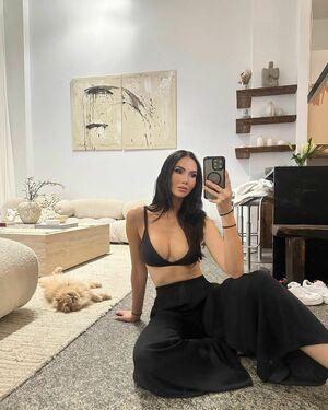 Jessica Green photo 260