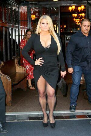 Jessica Simpson photo 300