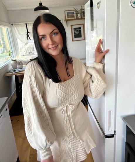 Jessica Taylor photo 137