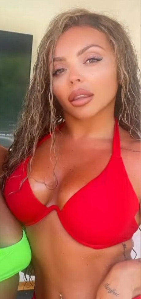 Jesy Nelson photo 11