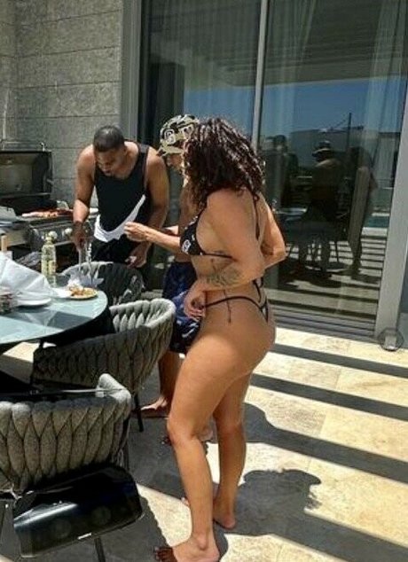 Jesy Nelson photo 12