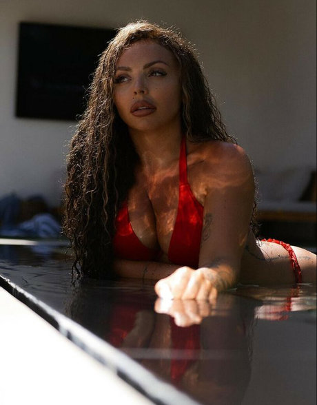 Jesy Nelson photo 26