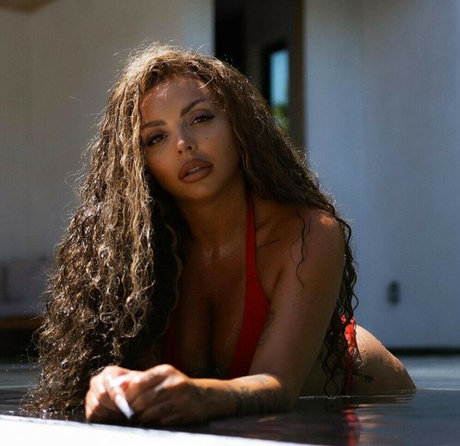 Jesy Nelson photo 33