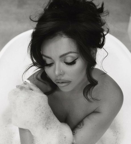 Jesy Nelson photo 43