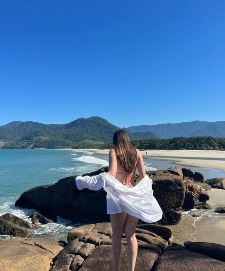 Jhulia Pimentel photo 10