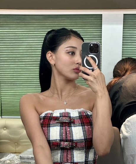 Jihyo photo 6