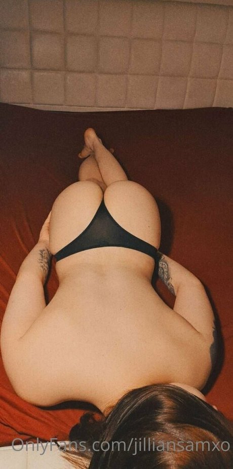 Jilliansamxo photo 14