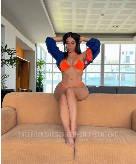 Jimena Sanchez photo 28
