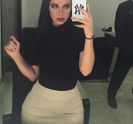 Jimena Sanchez photo 208