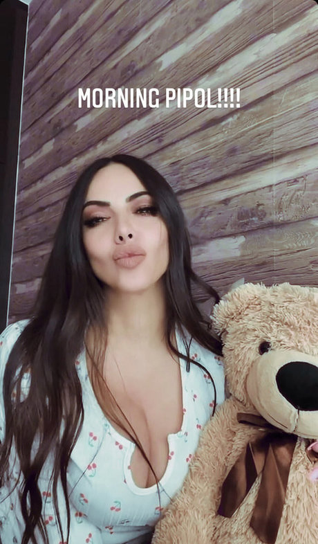 Jimena Sanchez photo 380