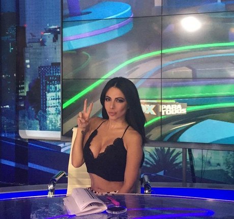 Jimena Sanchez photo 393