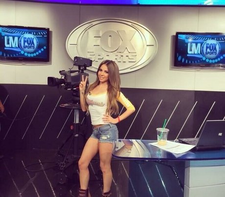 Jimena Sanchez photo 628