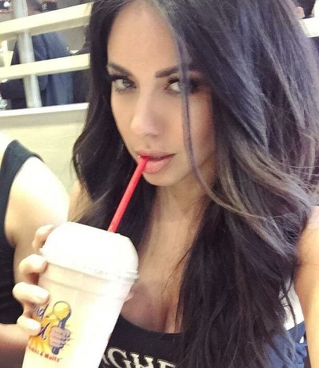 Jimena Sanchez photo 700