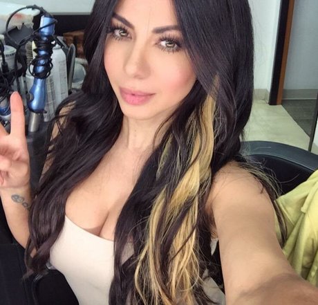 Jimena Sanchez photo 747