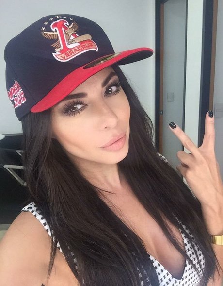 Jimena Sanchez photo 780