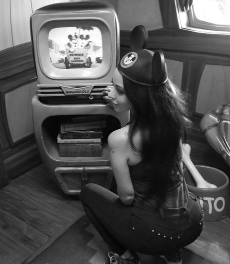 Jimena Sanchez photo 817