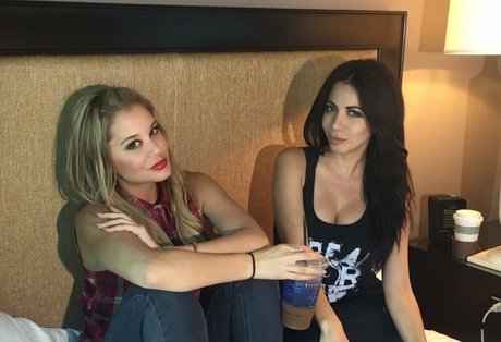 Jimena Sanchez photo 962