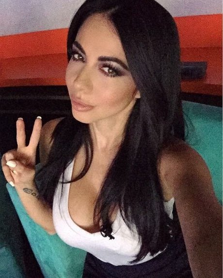 Jimena Sanchez photo 1009