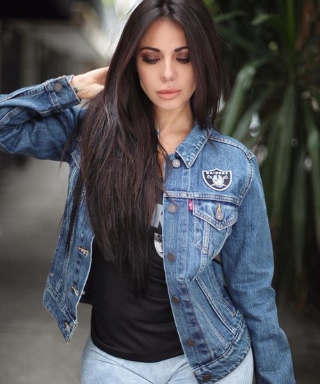 Jimena Sanchez photo 1220