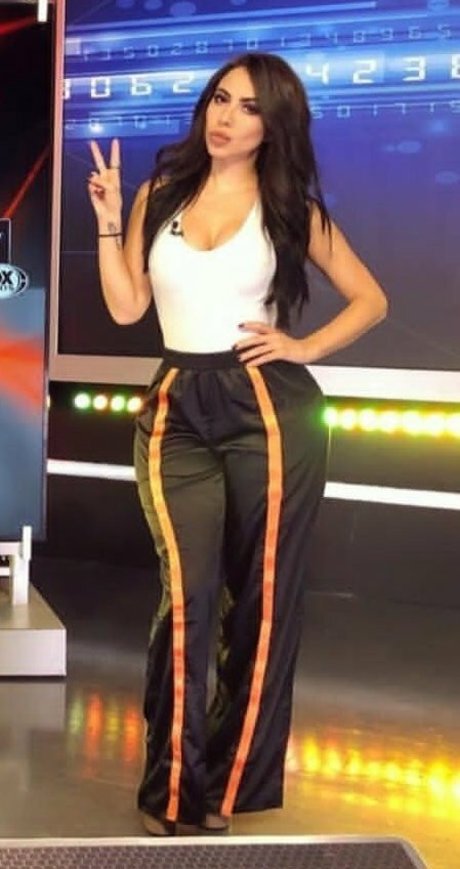 Jimena Sanchez photo 1327