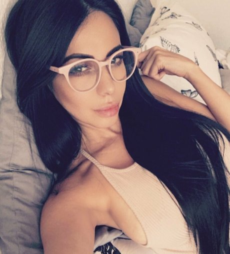 Jimena Sanchez photo 1684