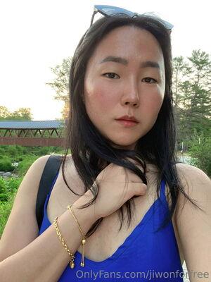 jiwon4u photo 25