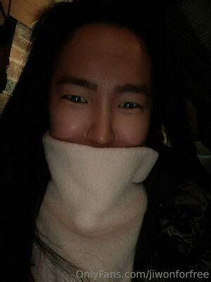 jiwon4u photo 30