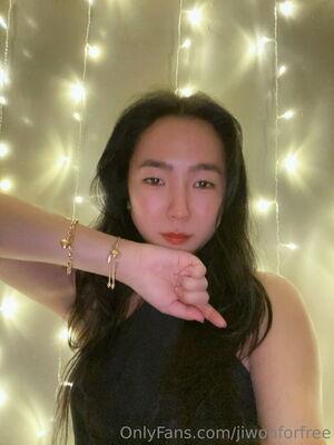 jiwon4u photo 38