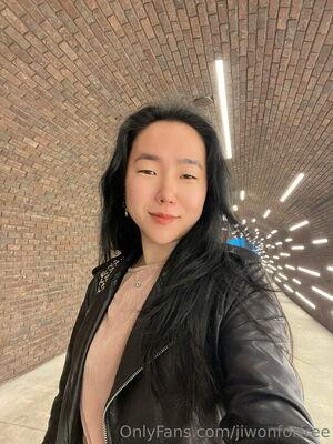 jiwon4u photo 42