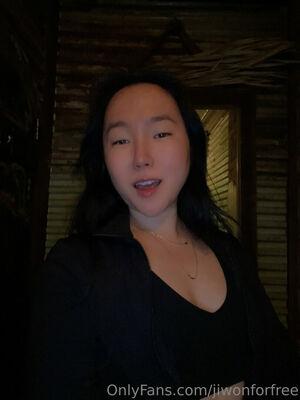 jiwon4u photo 53