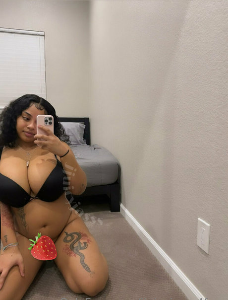Jjuicyjasss4free photo 7