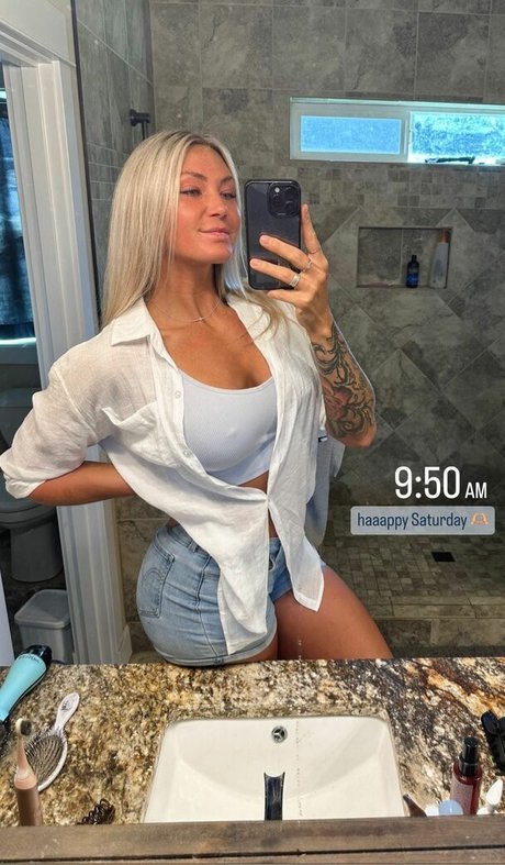 Jordan Elizabeth photo 14