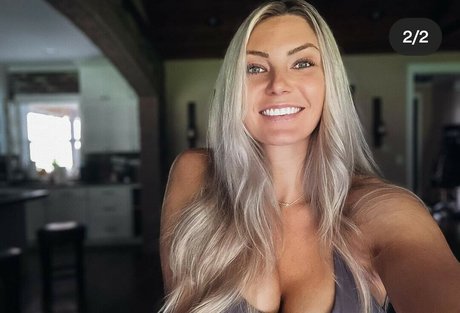 Jordan Elizabeth photo 42