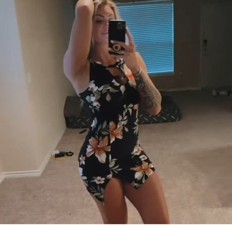 Jordan Elizabeth photo 63