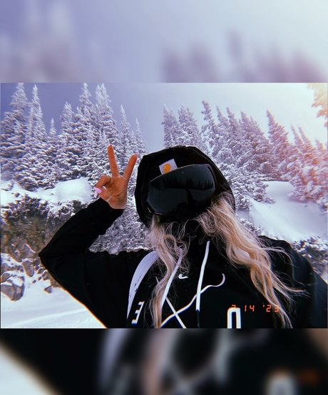 Jordan Elizabeth photo 93