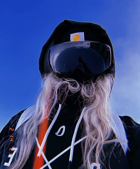 Jordan Elizabeth photo 95