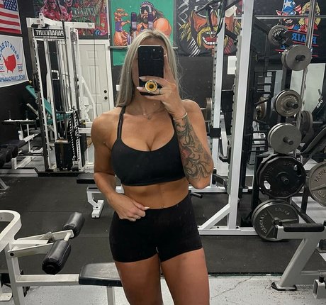 Jordan Elizabeth photo 131