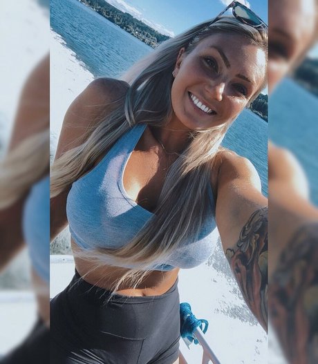 Jordan Elizabeth photo 165