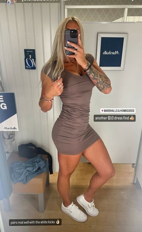 Jordan Elizabeth photo 175