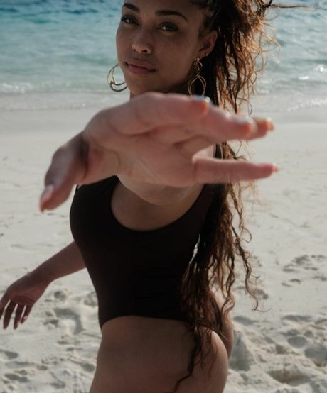 Jordyn Woods photo 5