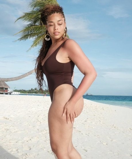 Jordyn Woods photo 6