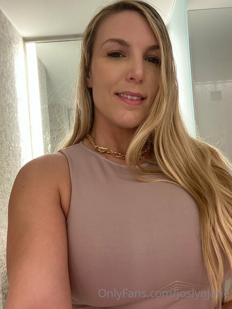 Joslyn Jane photo 313