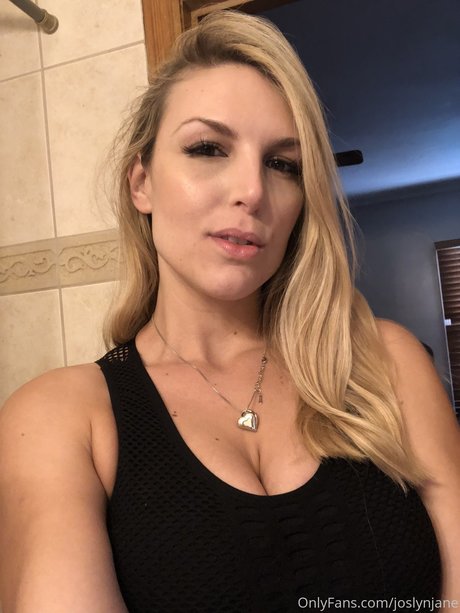 Joslyn Jane photo 422