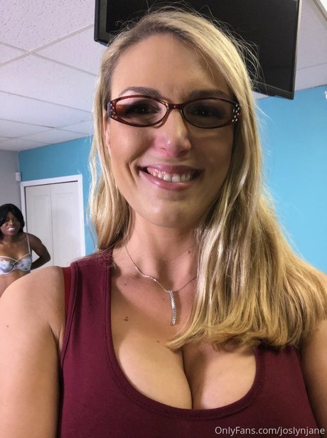 Joslyn Jane photo 816