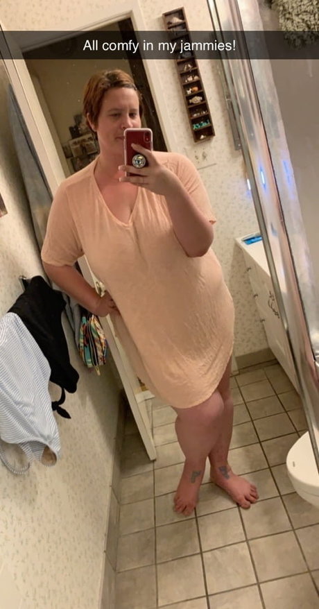 Juicy June photo 32